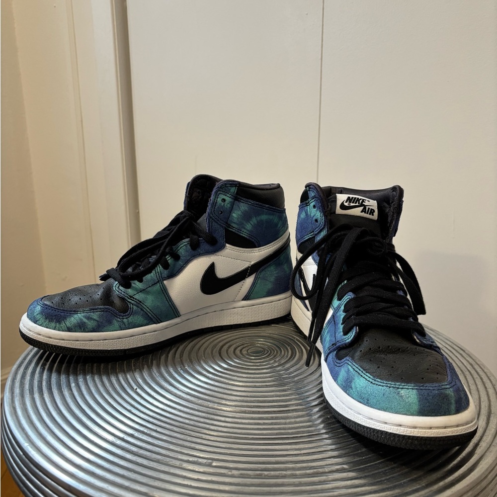 Air Jordan 1 Retro High OG TD 'Tie-Dye' - Picture 12 of 16